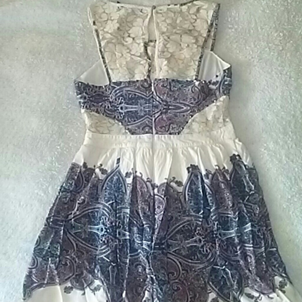 Romper - Picture 3 of 4